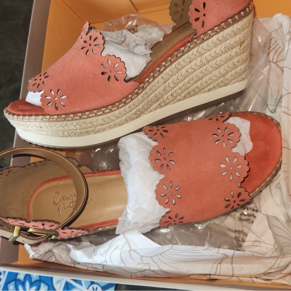 Crown Vintage Dunja Wedge Sandal - Picture 3 of 4